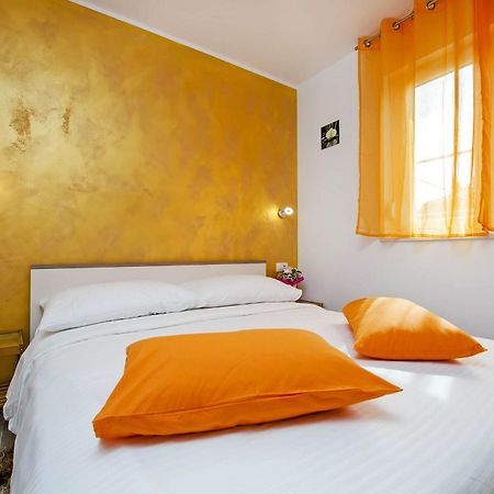 רוביני Apartment And Studio Tereza מראה חיצוני תמונה